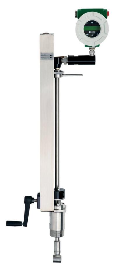 Insertion vortex flow meter